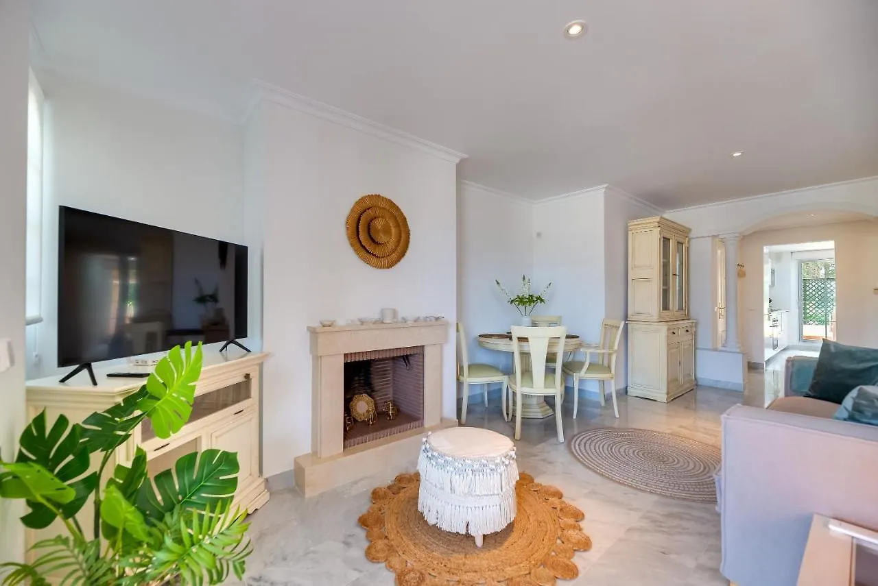 Apartment Ferienwohnung Senorio De Aloha In Puerto Banus Marbella Spanien