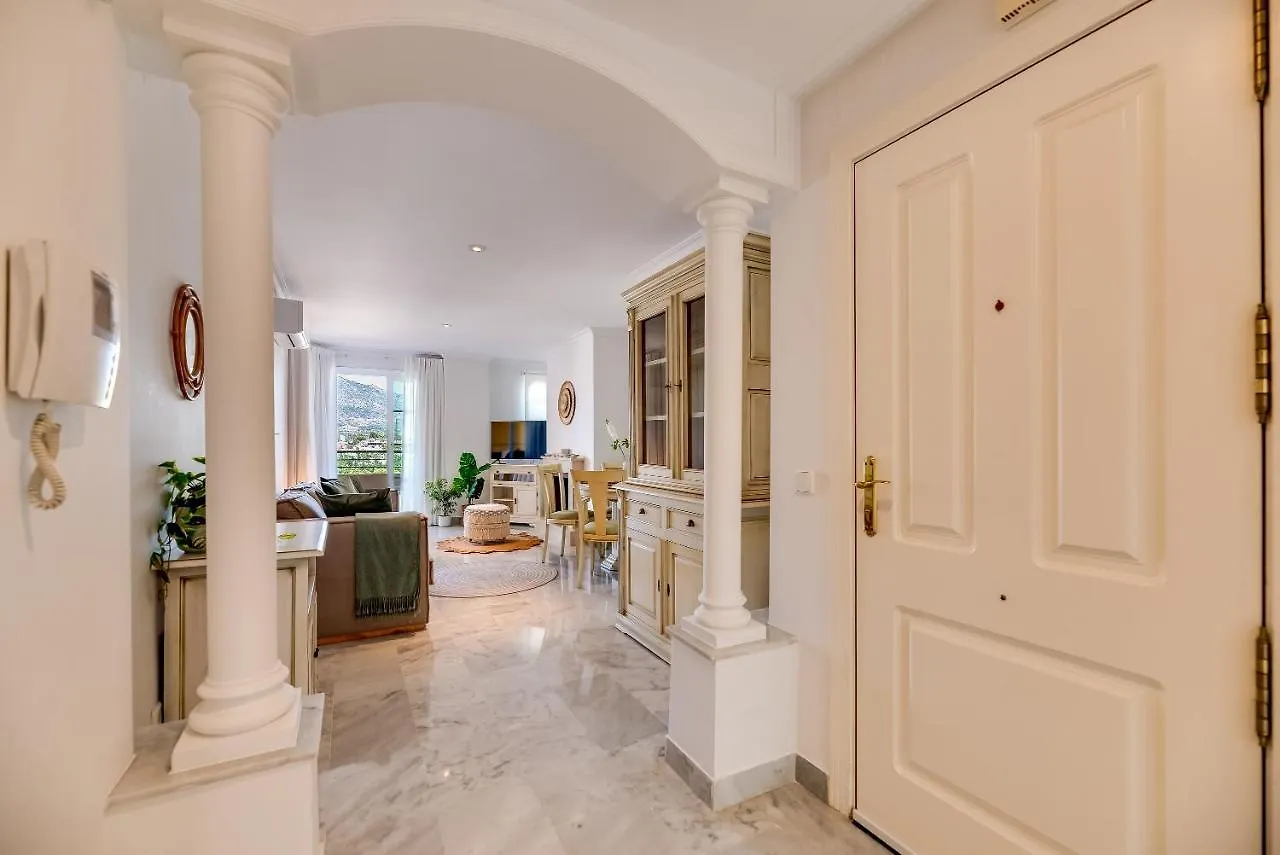 Ferienwohnung Senorio De Aloha In Puerto Banus Marbella Apartment